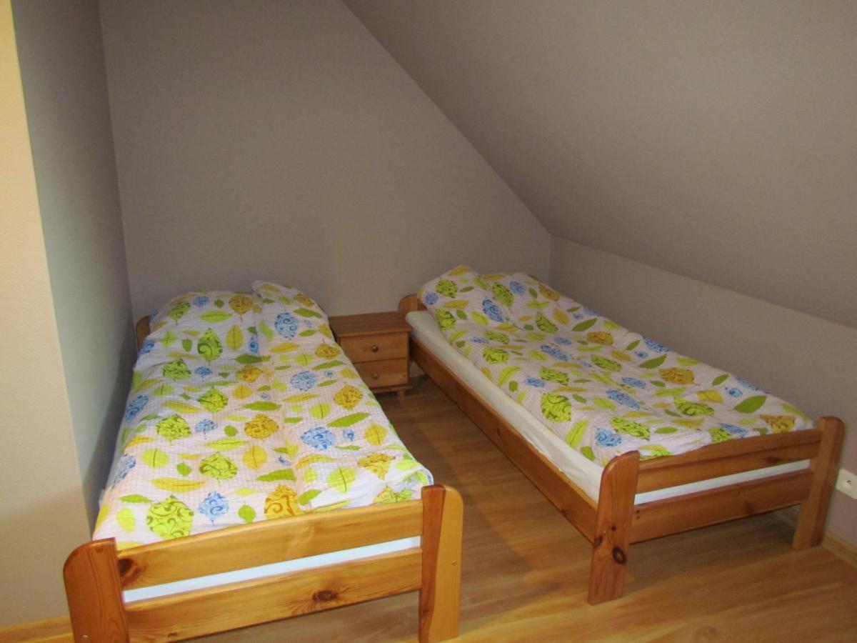 Dom Wakacyjny Hortensja Jastrzebia Gora Mieroszyno Luaran gambar